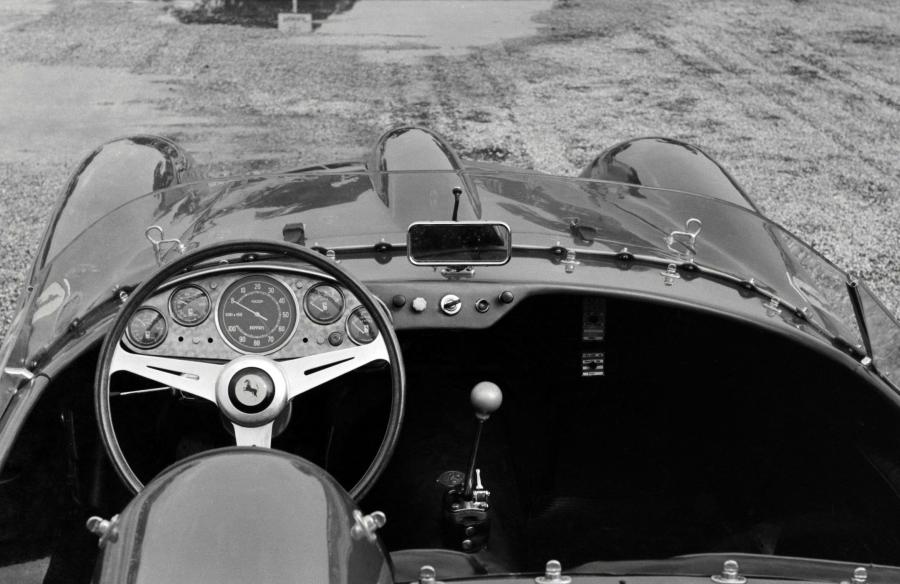  Ferrari 250 Testarossa (0736TR) 1957 года  (фото 8 из 9)